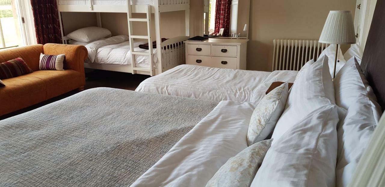 מאסלבורג Arden House - Rooms With Continental Breakfast מראה חיצוני תמונה